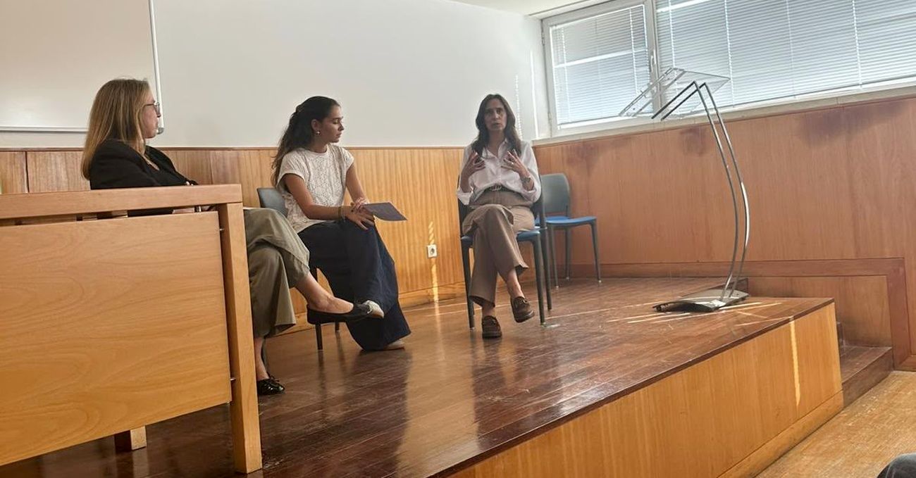 ADEB presente em mesa-redonda sobre Saúde Mental e Serviço Social